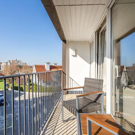 Studio 4-3 With Balcony & Airco By Interhome *